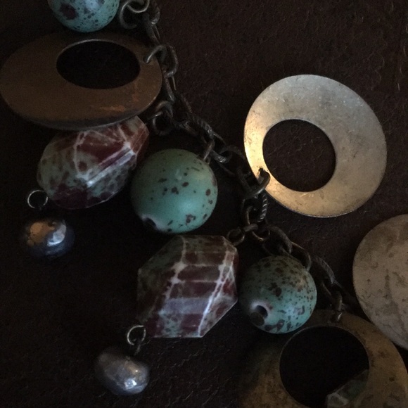 Turquoise Beaded Chain Necklace - Picture 4 of 9